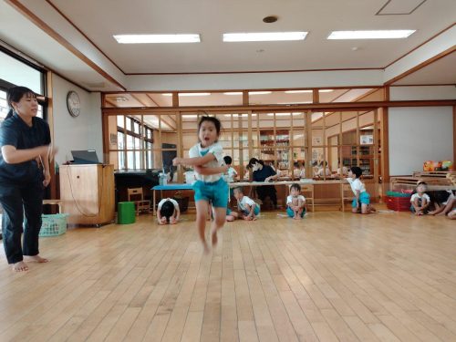 9月16日：今日も大好きな大縄跳びをするよ