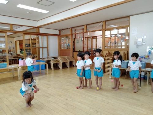 10月17日:お部屋に帰ってみんなの前で披露したよ